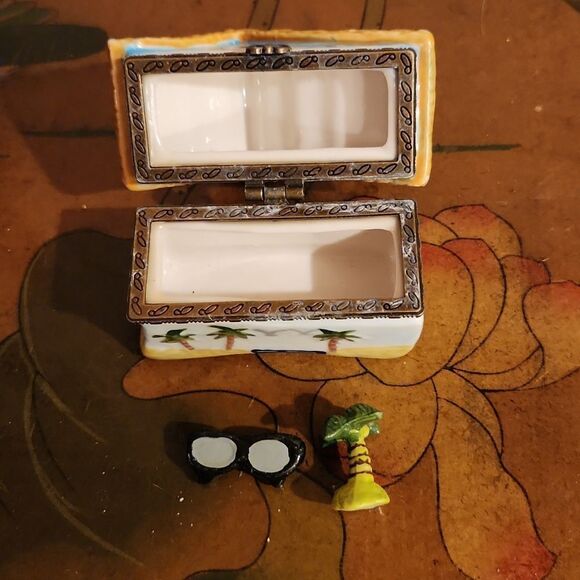 Hawaiian Hut Aloha Trinket Box Vintage - Picture 5 of 5